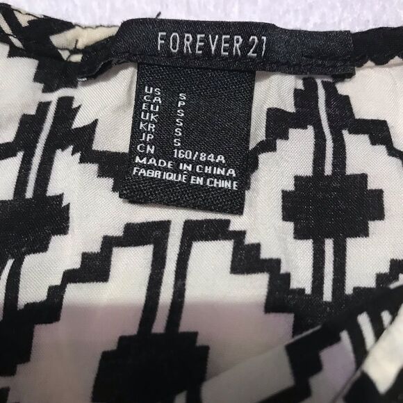 Forevere 21 Dress Small Black/White - Picture 3 of 6